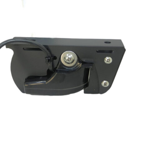 Picture shows TG-TUG with Garmin transducer (not included)