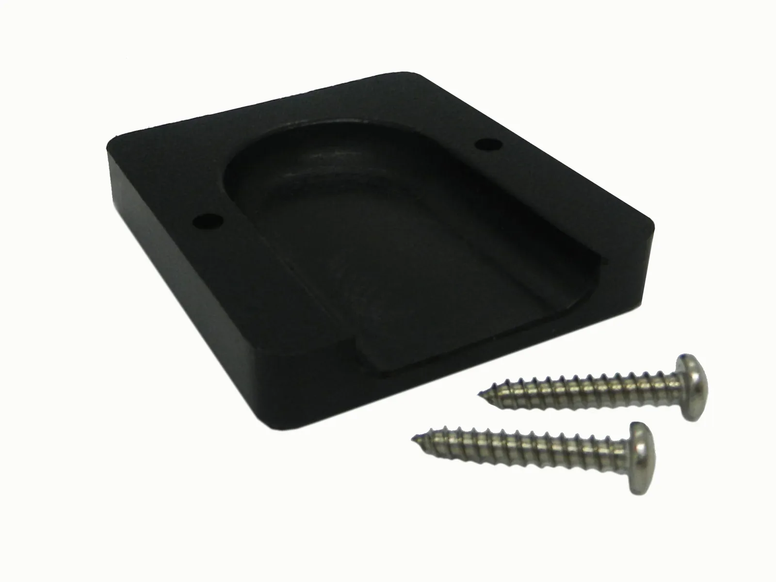DSCN6694-Featured WC 2.5" x 2.75" x 0.5" cable management cover