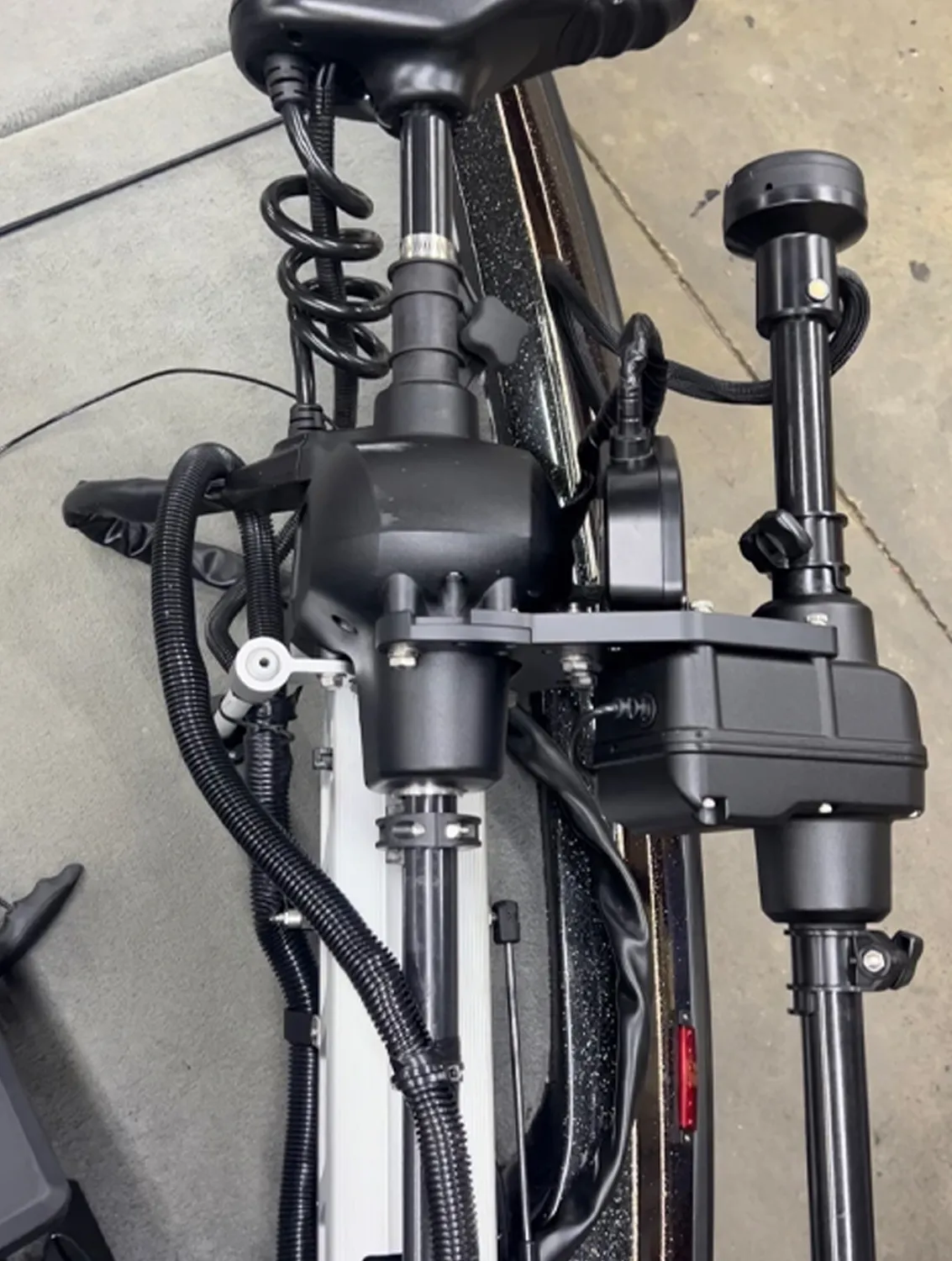 ACC-TL to attach Humminbird Target Lock to Trolling Motor ACC-TL